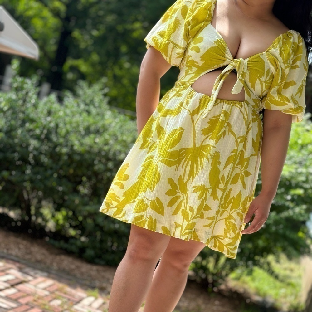 Maeve by Anthropologie Wome’s Puff Sleeves Feliciana Tropical Print Mini Dress S - Picture 3 of 9